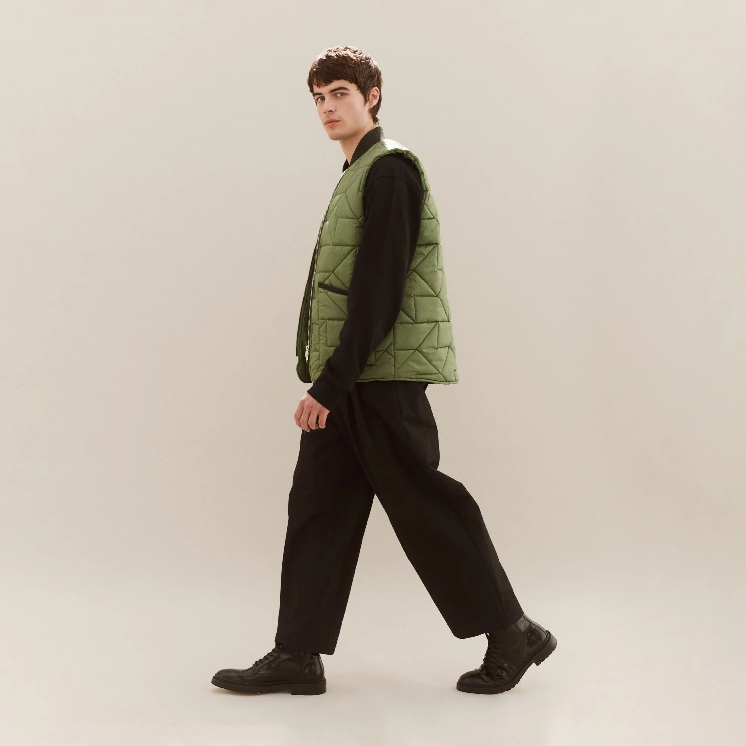 Big Quilt Bomber Gilet - Image 3